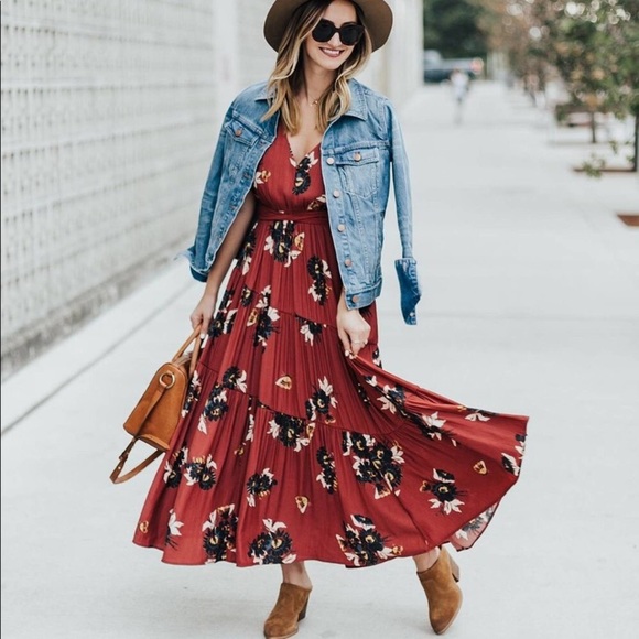 Free People  -  All I Got Floral Maxi Dress - Picture 2 of 6